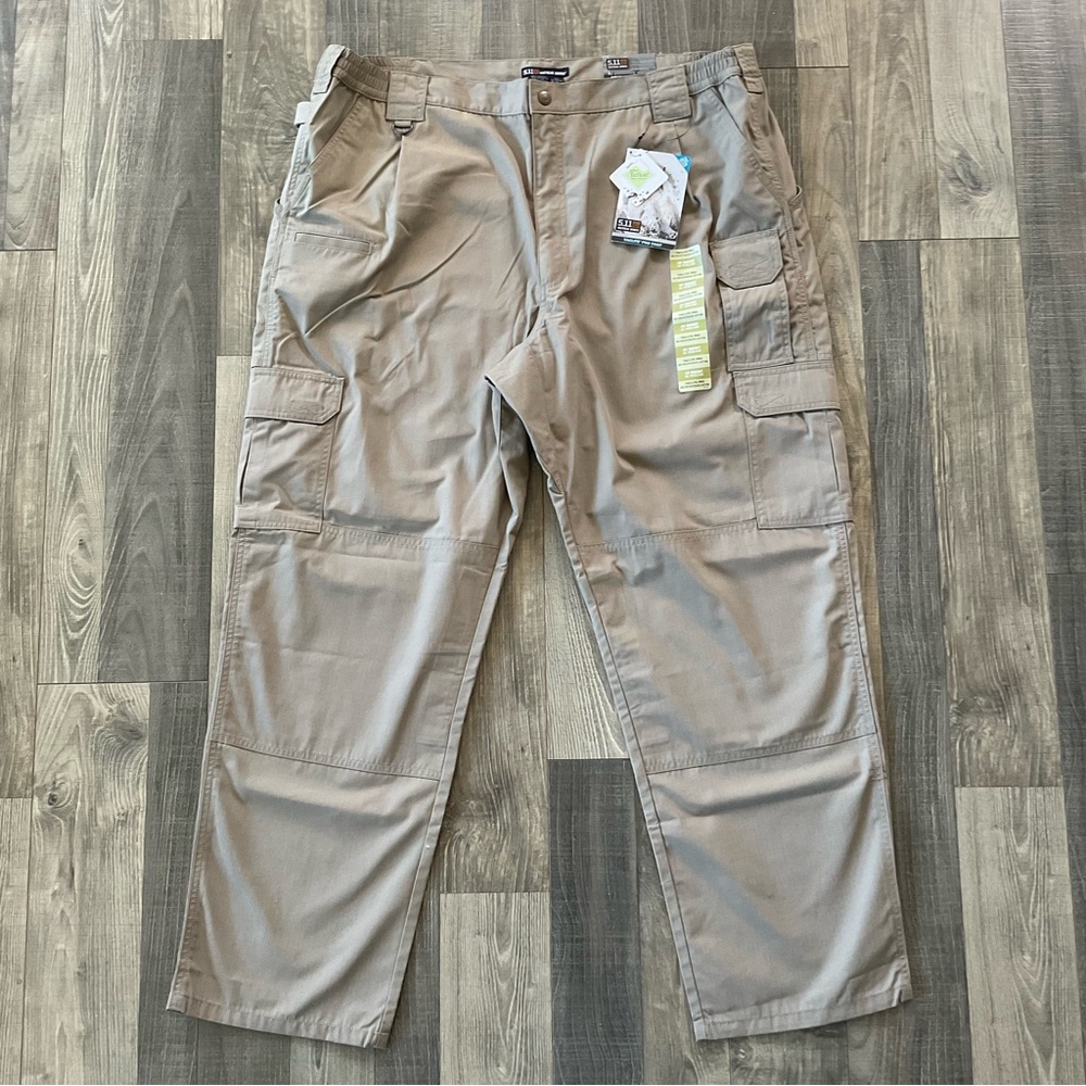 44x32 NWT 5.11 Tactical Taclite Pro Ripstop Cargo Pants 
# 74273
Stone (070)
